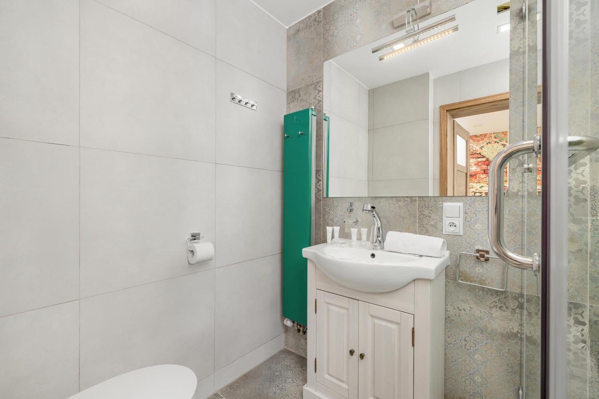 Nowoczesne I Stylowe Apartamenty W Centrum Bytomia Blisko Rynku By Noclegi Renters Bagian luar foto